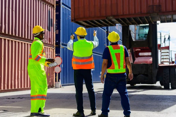 Warehouse Engineer Worker Working Container Yard Logistics Transportation High Quality — Fotografia de Stock