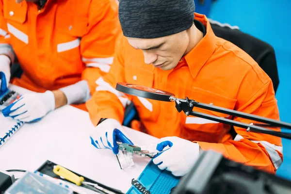 Professional Engineer Checking Repairing Parts Automatic Robotic Arm Machine Industrial — 스톡 사진