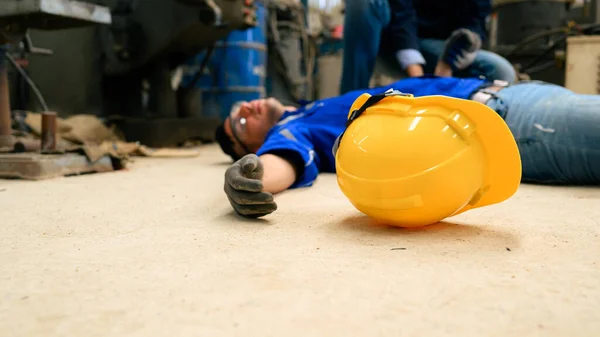 Engineer Worker Accident Factory Worker Injury Machine Working — Fotografia de Stock