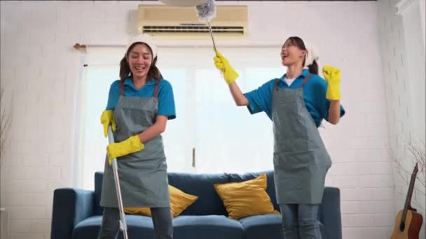 Beberapa Petugas Kebersihan Petugas Kebersihan Dan Layanan Kebersihan Orang Orang — Stok Video