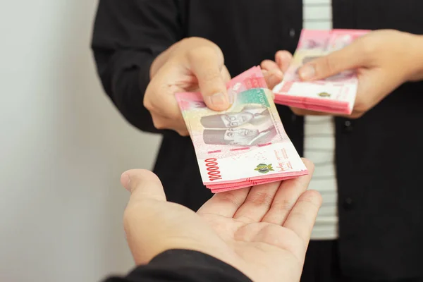 Cash Payment Concept Indonesian Rupiah Currency 100 000 Seratus Ribu — Stock Photo, Image