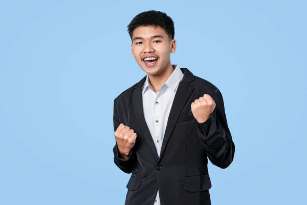 Jeune Beau Asiatique Homme Affaires Excité Célébrer Succès Isolé Sur — Photo