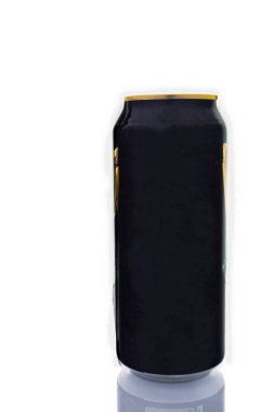 Alüminyum siyah kutu beyaz arkaplanda izole edilmiş. Yüksek kalite fotoğraf