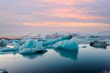  İzlanda, Avrupa 'daki Buzul Gölü Jkulsarlonu  