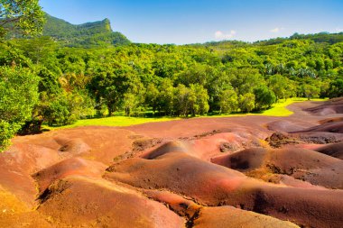 Güzel Yedi Renkli Dünya (Terres des Sept Couleurs), Chamarel, Mauritius Adası, Hint Okyanusu, Afrika