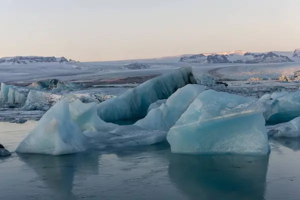  İzlanda, Avrupa 'daki Buzul Gölü Jkulsarlonu  