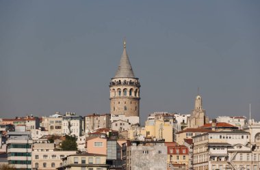 İstanbul, Türkiye 'deki güzel ve ünlü Galata Kulesi.