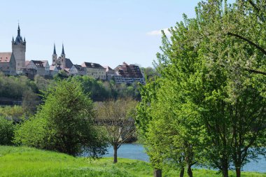 Baden-Wuerttemberg, Almanya, Avrupa 'da Neckar' ın üzerindeki Bad Wimpfen kasabası..