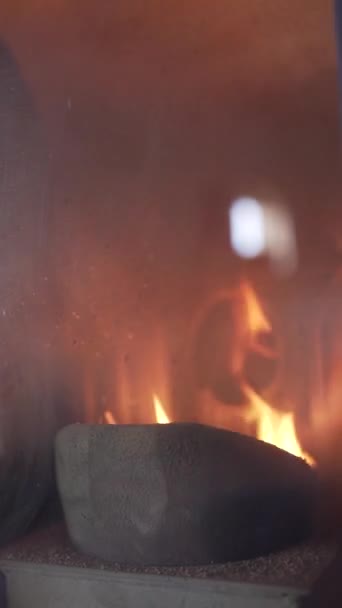 Détail Une Flamme Cuisinière Pellets Flamme Éteint Concept Fin Amour — Video