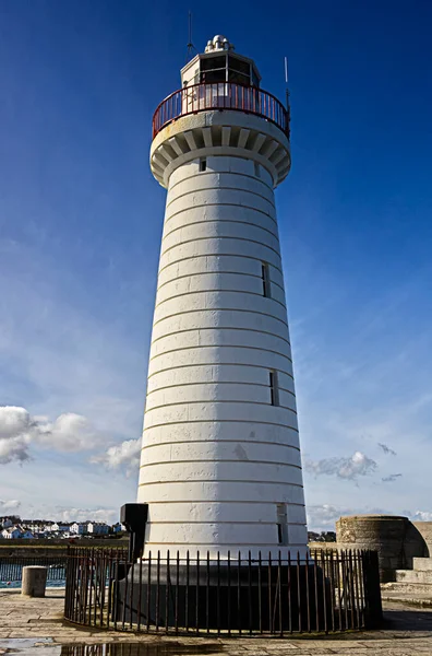 春の日に北アイルランドのDonaghadeeの灯台 — ストック写真
