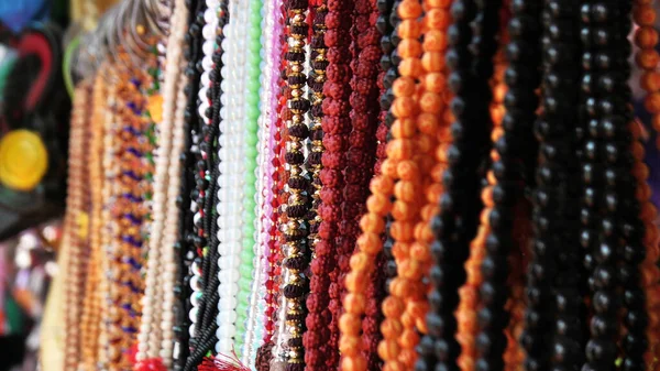 Cadenas Perlas Expuestas Una Tienda —  Fotos de Stock