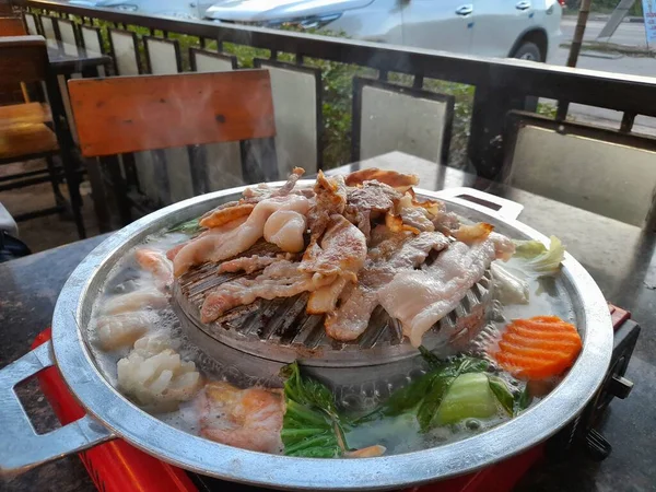 Laotischer Sindard Bbq Oder Gegrillter Schweinebauch Mit Gemüse Heißen Topf — Stockfoto
