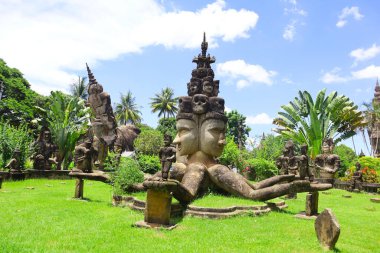 Wat Xieng Khuan 'daki Buda heykeli ya da Vientiane, Laos' taki Buda Parkı.