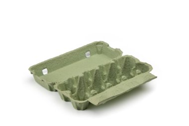 Beyaz arkaplanda izole edilmiş yumurtalar için boş kutu