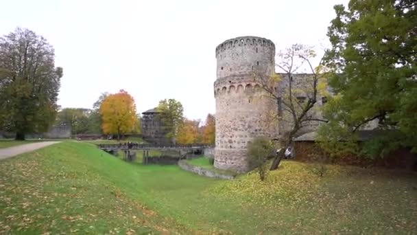Красочная Осень Старом Городском Парке Цесис Латвия Европа — стоковое видео