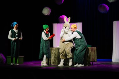 Valmiera, Letonya - 13 Aralık 2023 - Noel Masalı Tiyatrosu