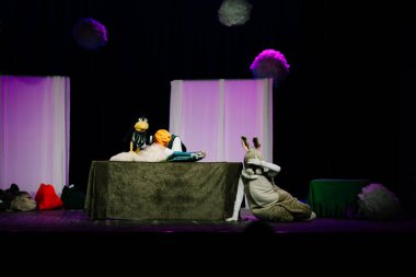 Valmiera, Letonya - 13 Aralık 2023 - Noel Masalı Tiyatrosu