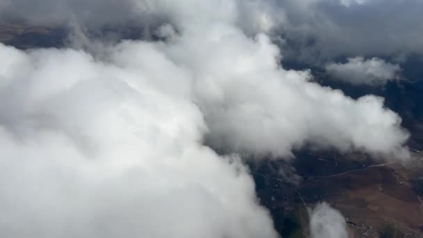 Luchtfoto Van Een Landschap Met Wolken Velden Wegen Bosgebieden — Stockvideo