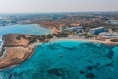 Kıbrıs Rum Kesimi 'nin Ayia Napa kentindeki Makronissos Sahili