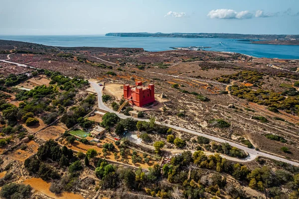 Torre Vermelha Melliea Malta — Fotografia de Stock