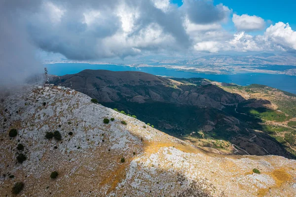 Kilátás Nyílik Hegyekre Tetején Görögországban — Stock Fotó