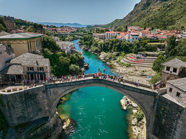 モスタル ボスニア ヘルツェゴビナの古い橋 — ストック写真