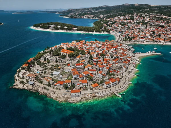 Город Примотен Хорватии — стоковое фото