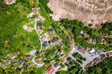 Spania Dolina, Slovakya 'da hava manzarası. Doğa manzarası