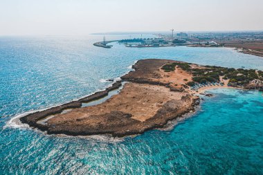 Kıbrıs Rum Kesimi 'nin Ayia Napa kentindeki Makronissos Sahili