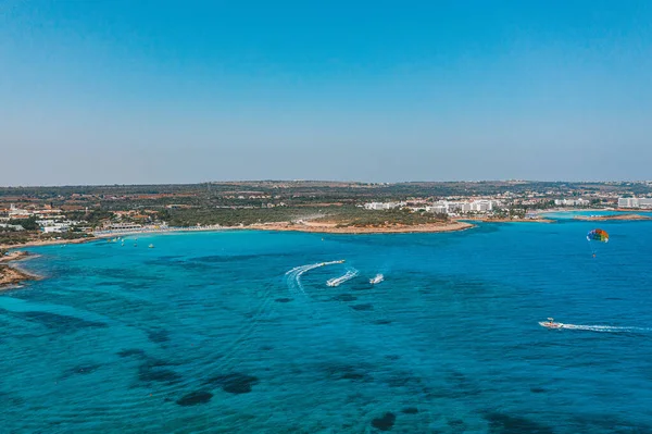 Пляж Макрониссос Айя Фаза Кипрус — стоковое фото