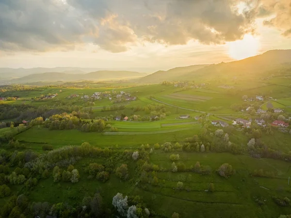 Slovakya 'nın Hrinova kentinin insansız hava aracı görüntüsü