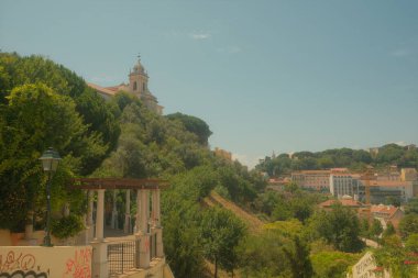 Lizbon, Portekiz - 2 Haziran 2023: Lizbon, Portekiz 'deki eski kilise binası