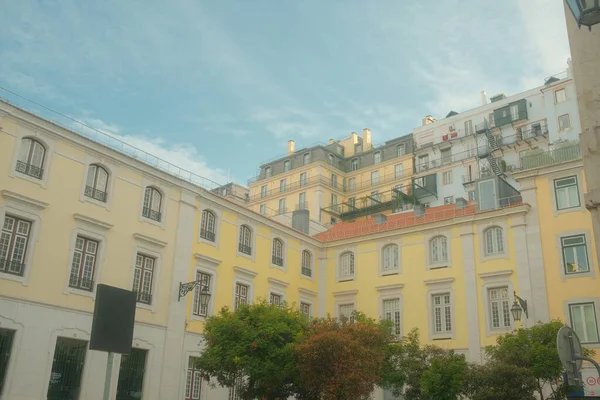 Lizbon Portekiz Deki Güzel Eski Binalar Süslü Tasarımları Karmaşık Ayrıntılarıyla — Stok fotoğraf