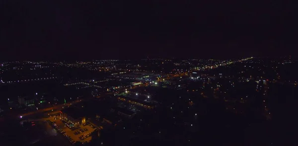 Vista Aérea Sobre Ciudad Por Noche —  Fotos de Stock