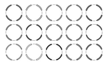 Buğday kulaklı çerçeveler. Yuvarlak buğday, arpa ve çavdar, pirinç sınırı. Bira, ekmek çıkartması ve fırın için dairesel tasarım elementleri, un ambalaj paketi. Vektör ayarlandı. Doğal çivi etiketleri
