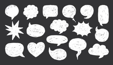 Grunge konuşma balonu. Tebeşir mesajı bulutu ve kutusu. Çizgi film pastel boyası mesajı, komik beyaz konuşma etiketi. Diyalog için kalem şekilleri. Karalama konuşma çerçevesi. Vektör ögeleri.