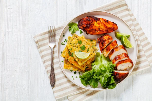 Baked Oven Chicken Breasts Fresh Lettuce Slices Spinach Cheese Casserole — Stock Photo, Image