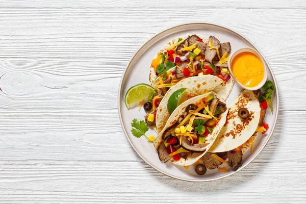 Grilled Steak Tacos Olives Tomatoes Red Onion Avocado Cilantro Corn — Stock Photo, Image