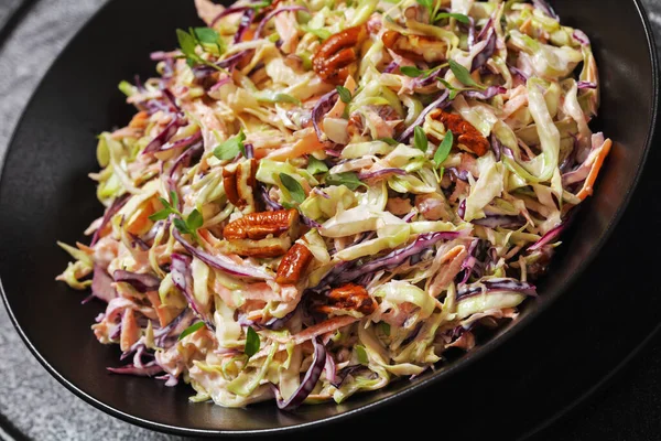 Close Coleslaw Shredded Red Green Cabbage Carrots Onion Pecan Nuts — Stock Photo, Image