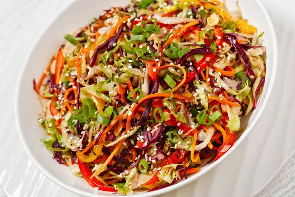 Asian Slaw Crunchy Oriental Cabbage Salad Shredded Bell Pepper Carrots — Stock Photo, Image