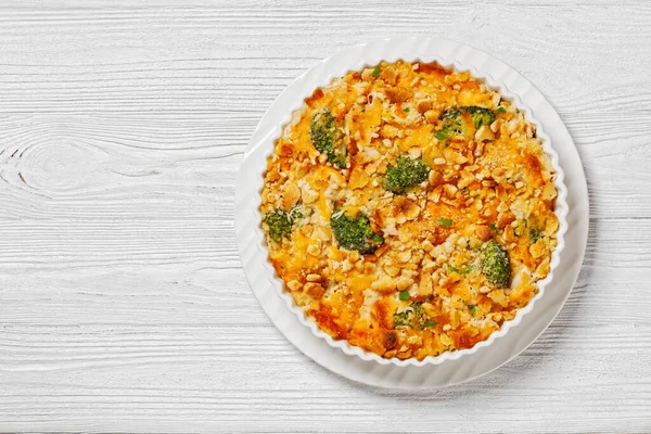 Chicken Rice Broccoli Casserole Topped Cheddar Cheese Crumbled Cracker Baking — Stock Photo, Image