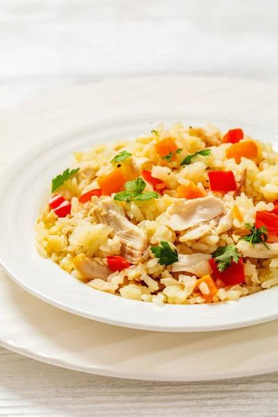 Chicken Fried Rice Red Pepper Carrots Onion White Plate White — Stock Photo, Image