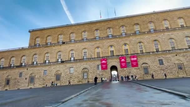 Ampia Veduta Della Grande Facciata Palazzo Pitti Sotto Cielo Azzurro — Video Stock