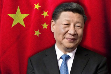 Xi Jinping ve Çin bayrağı
