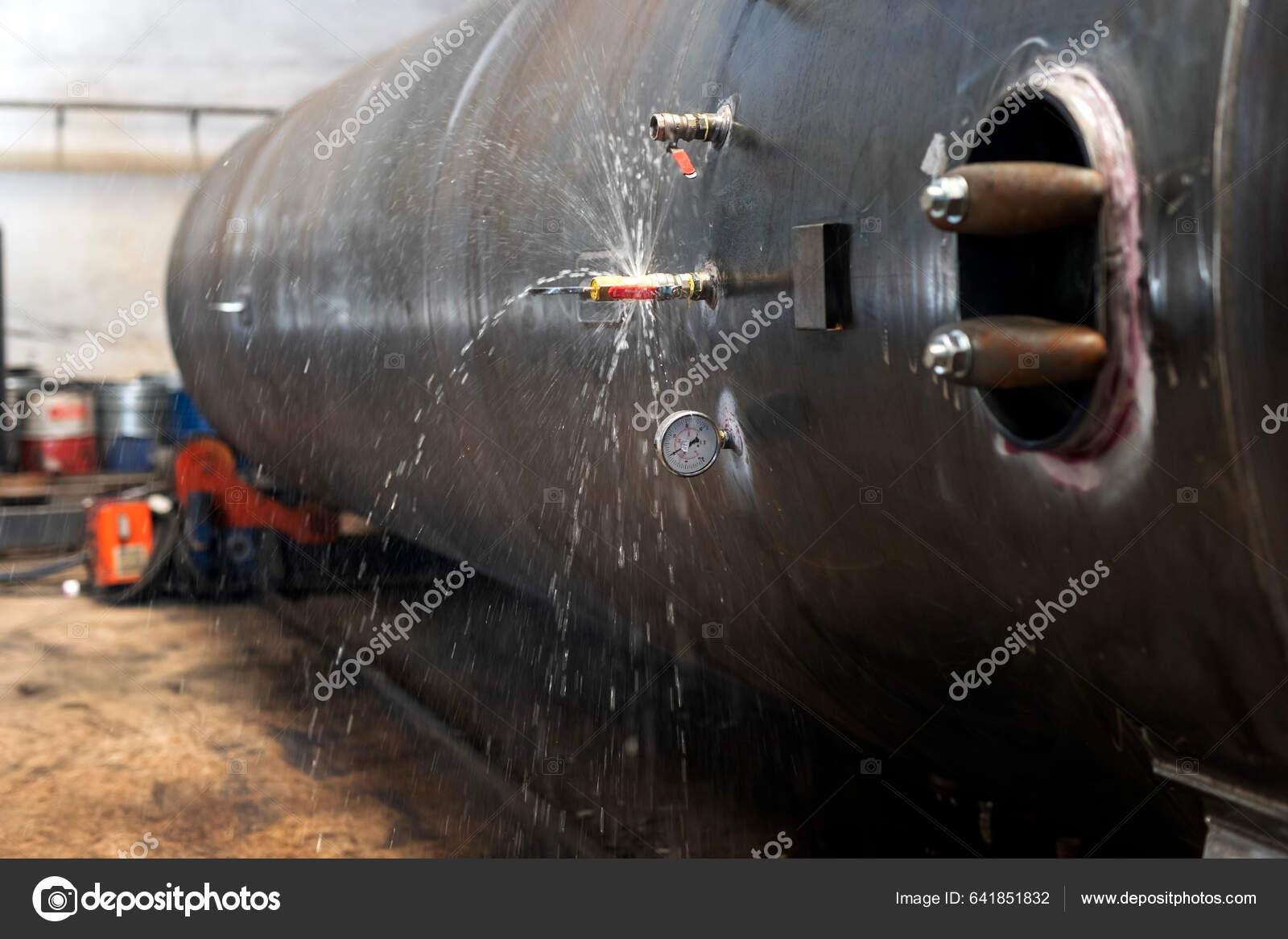 View Hydrostatic Test Pressure Cylindrical Tank Pressure Vessel Safety