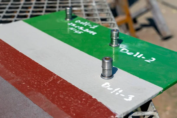 Paint Inspector Testing Pull Adhesion Dolly Test Coating Measured Pull — Stockfoto