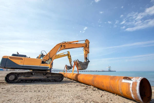 Excavators Carrying Pile Pipe Sea Pipe Piles Either Welded Seamless — Stock Photo, Image