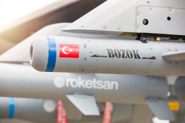 Samsun, Türkiye - 04 Eylül 2022: Türk savunma sanayii İHA 'lar için Bozok lazer güdümlü mühimmat seri üretimine başladı