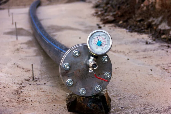 Hydrostatische Prüfung Der Polyethylen Pipeline — Stockfoto