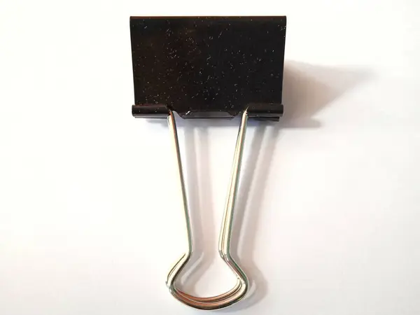 Beyaz arkaplanda ataç resmi kapat